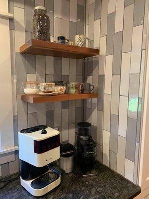 Floating shelf build and installation. Kitchen backsplash installation.