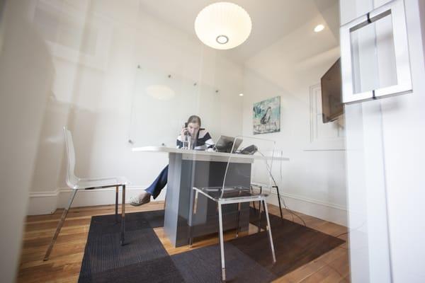 Small meeting room at 129 Newbury Street.