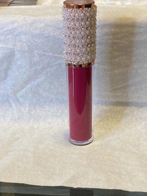 Bling and tings lippie in the shade Gorgeous available on www.Tommibeats.com