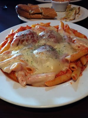 baked penne with meatballs. amazing.