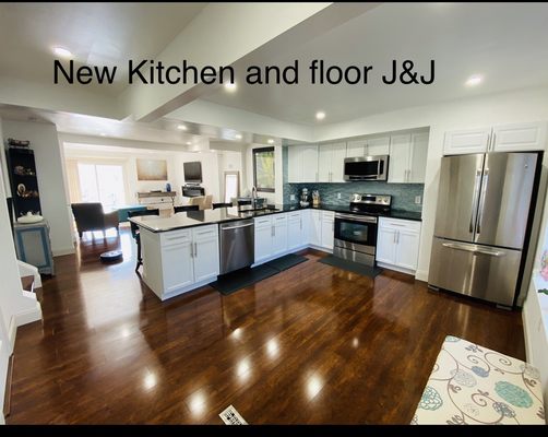 New floor and full renovated kitchen