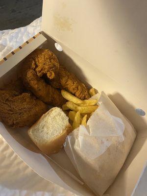 Chicken strip and fries