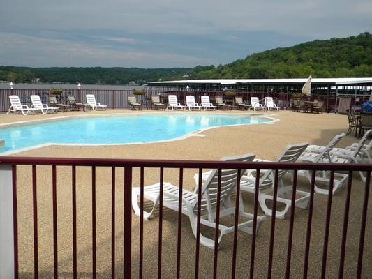 Camdenton Condo Vacation Rental - Lake of the Ozarks - Clearwater Condominiums - Camdenton, MO