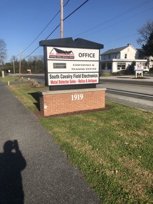 Sign I front of store