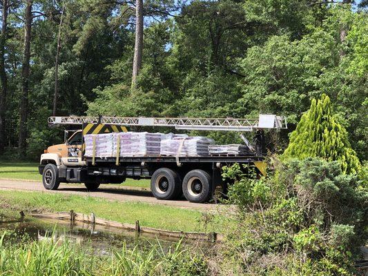 Loading shingles