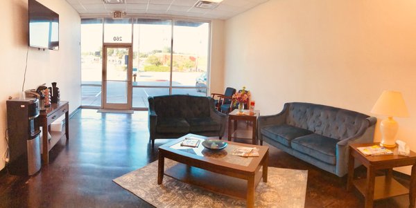 Waiting Area (Smilepoint Dental Care Dentist in Elgin Texas)