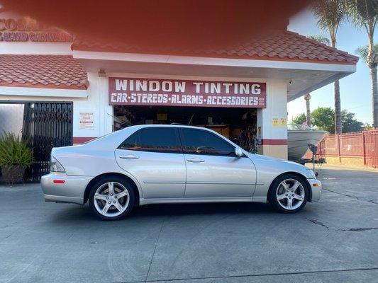 Jerry's Auto Sounds & Tints