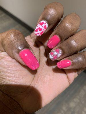 LOVE my Valentine's Day nails!! Can't you feel the love