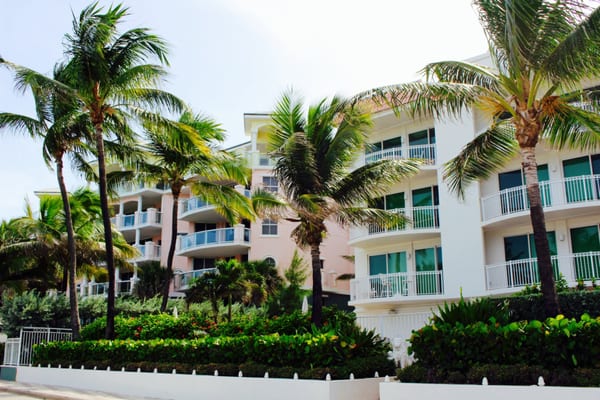 Deerfield Beach, FL condos for sale