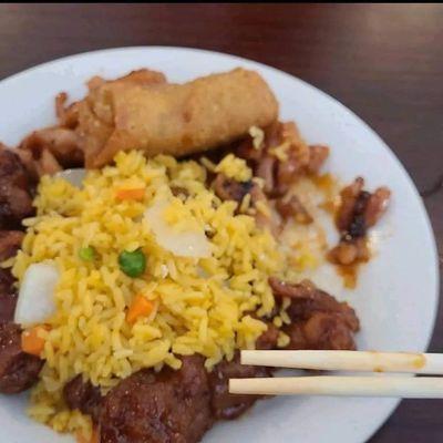 General tso egg roll and fried rice