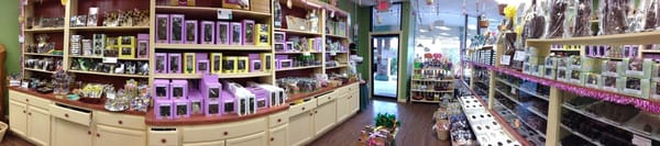 Suzi's Sweet Shoppe is ready for Easter!