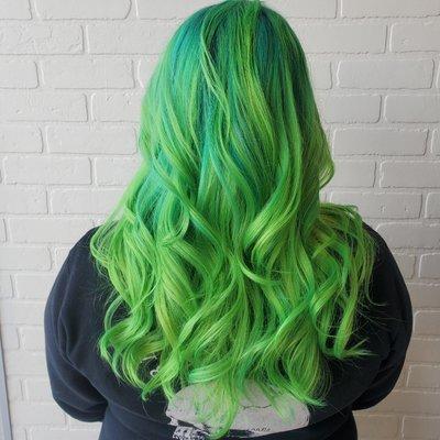 Neon green color + cut