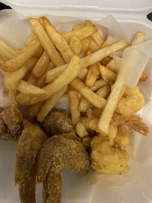 Wings, Shrimp & fries