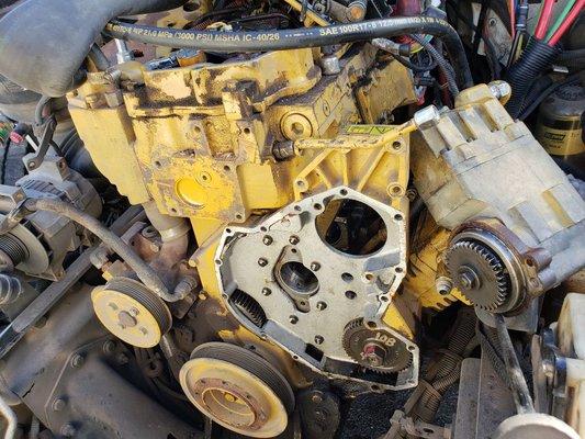 C15 cat engine with bad camshaft