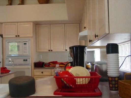 Kitchen before Carlson Homes remodel