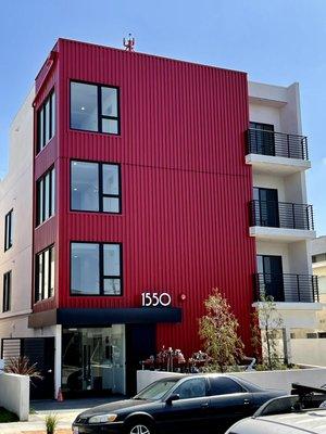 Brand New Brentwood, CA    Now renting!! 310.278.8999                   LidoApartments.    com