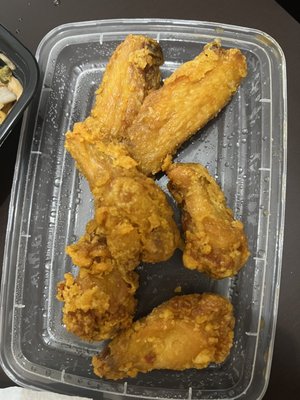 Fried chicken wings