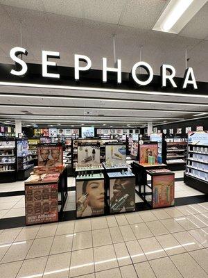 Nice clean and bright Sephora