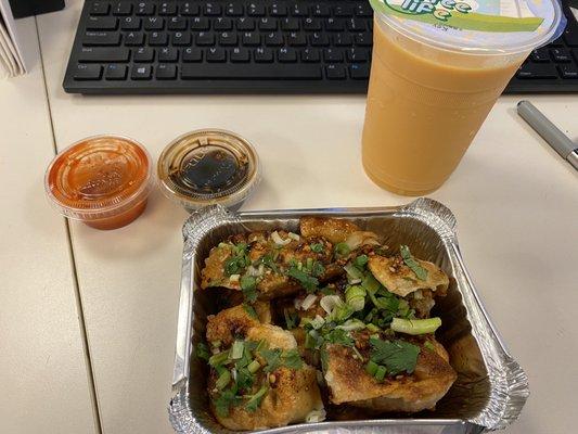 D6. Spicy Chicken and Shrimp Wontons (8pcs) with Thai Ice Tea