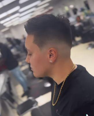 Mid fade