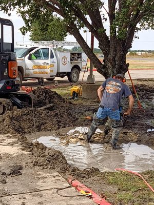 Emergency water line repair at Lone Oak ISD.
Emergency water line repair at Lone Oak ISD