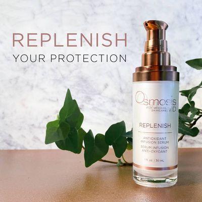 This exceptional infusion of high-potency antioxidants combats the environmental effects of aging, from sun exposure to pollution.