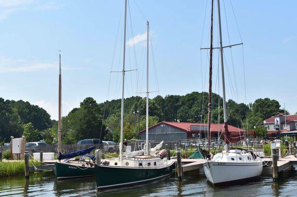 G dock, Day Docking and charity boat donation program