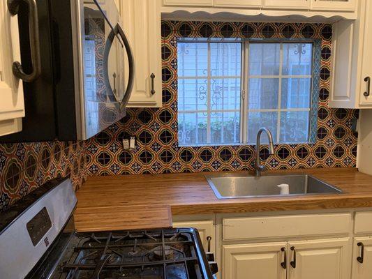 Backsplash tiles