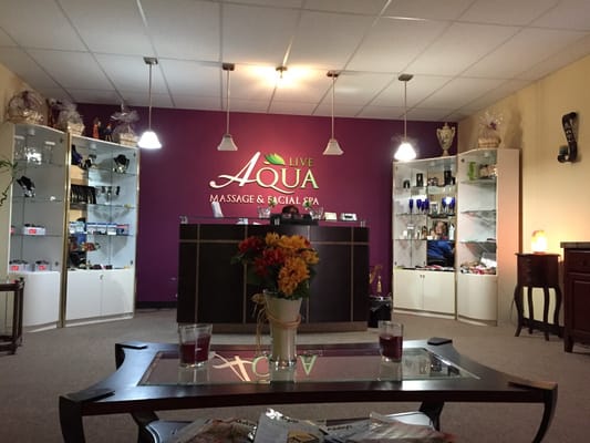 Live Aqua Massage & Facial Spa