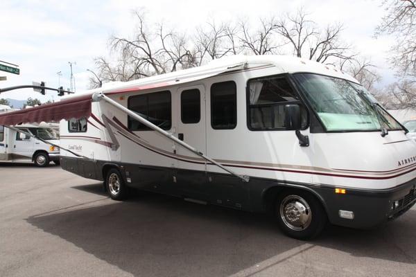 1999 Airstream Land Yacht 30 SOLD!!