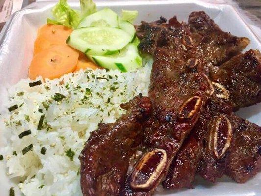 Marinated Korean Short Ribs with Rice and Veggies