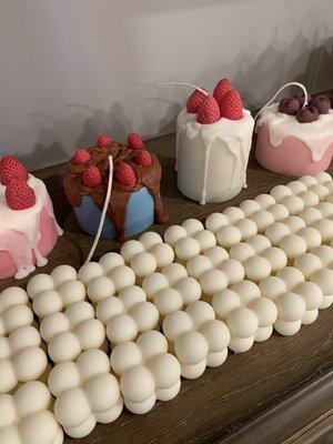 Soy cake candles, cloud soy wax melts