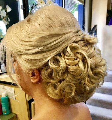 #updo #style #wedding #bridesmaid by Bella