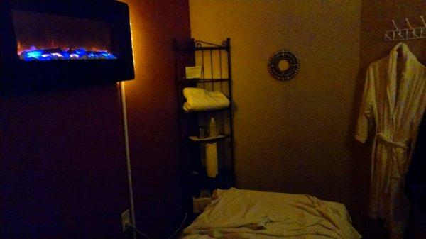 Room had nice ambiance -- soft lighting, relaxing music, warm temperature but not too hot...