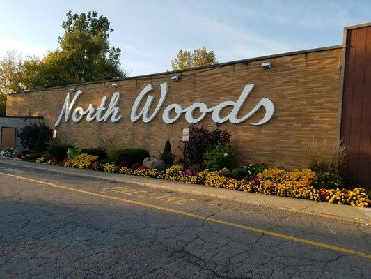 Beautiful autumn landscaping at North Woods!