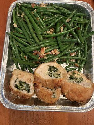 Green beans and spinach stuffed chicken