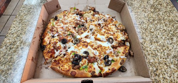 Veggie Pizza with Beef