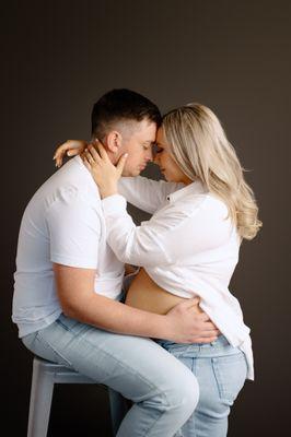 Couples maternity photo