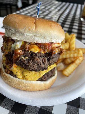 Awesome Double cheeseburger