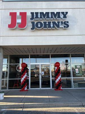 Extra POP by Yolanda: 

Jimmy John's Grand Opening 

#Extrapopbyyolanda
#marylandballoonartist