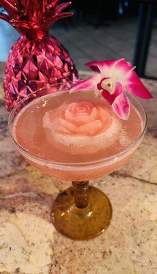 KISS FROM A ROSE Cocktail