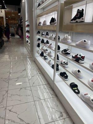 Shoe Palace