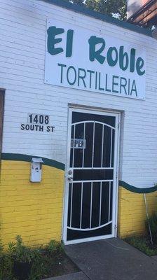 El Roble Tortilleria