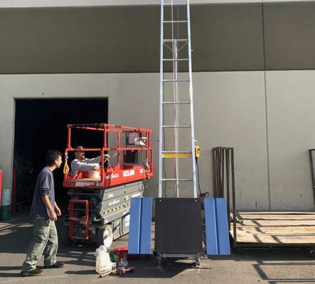 material and panel lift to make sure the job is done safely and efficiently.