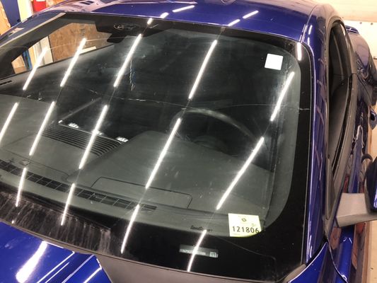 Broken windshield on a 2016 Ford Mustang GT before.