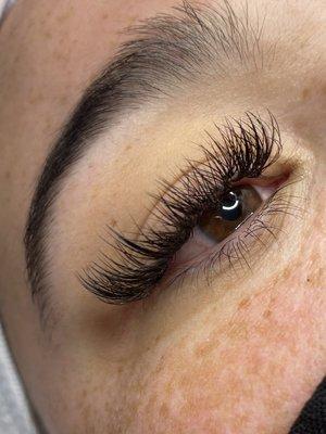 Volume lash extensions