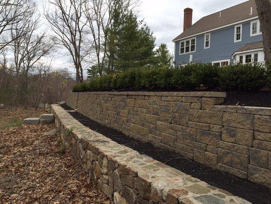 Retaining wall