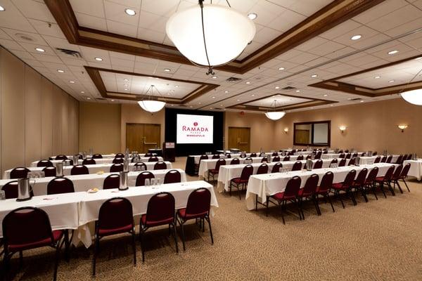 The Minnesota Grand Ballroom can be broken down into four sections, great for a large general session with small break out rooms