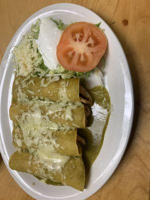 Enchiladas verdes