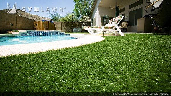 SYNLawn fake grass for pools